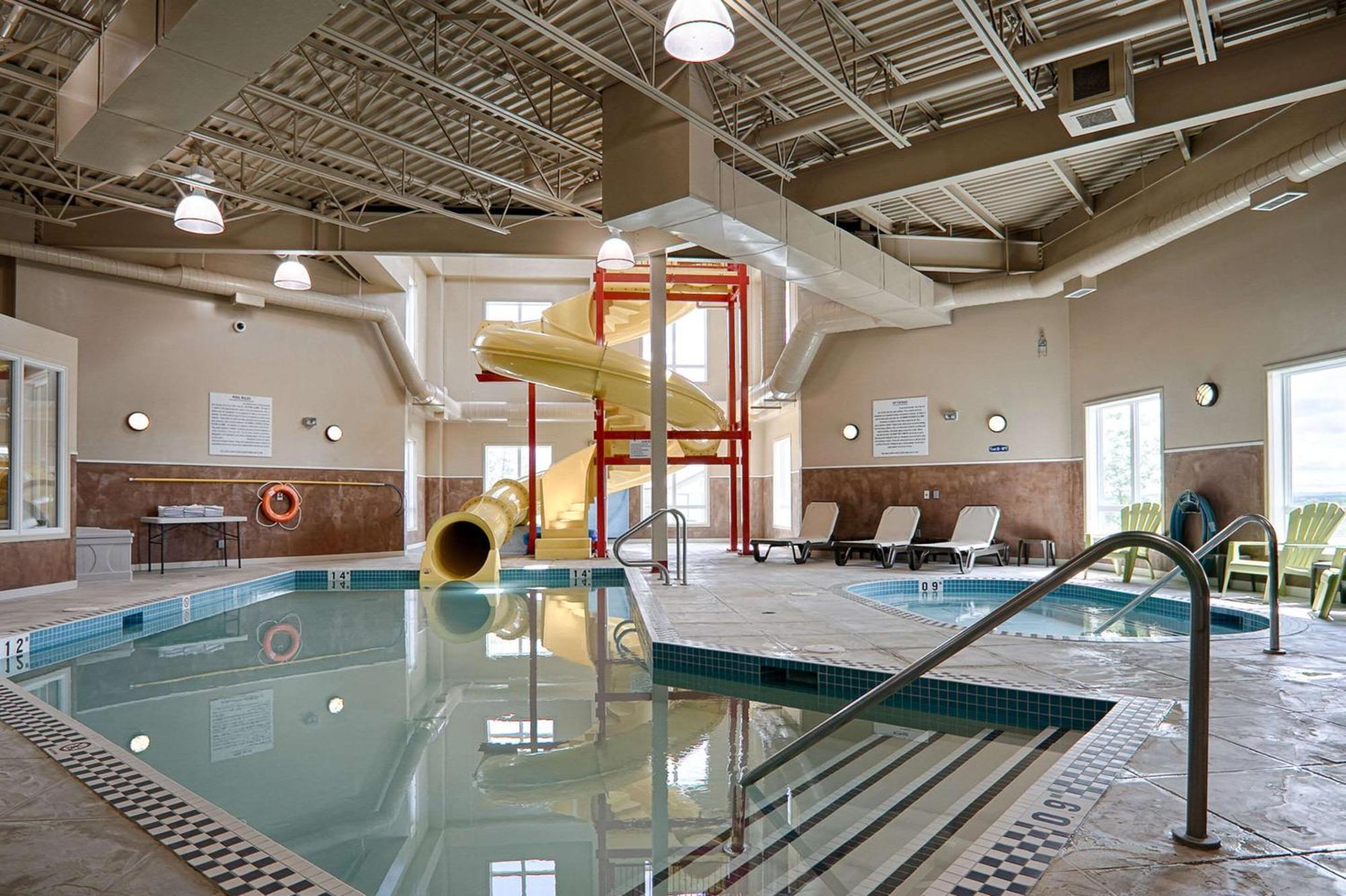 Quality Inn & Suites Rimbey Buitenkant foto